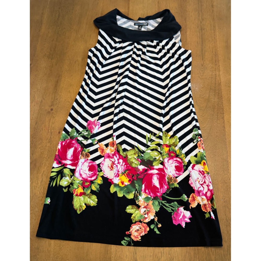 Saint Tropez West Dress Size 6 Black White Chevron Floral‎ Sleeveless